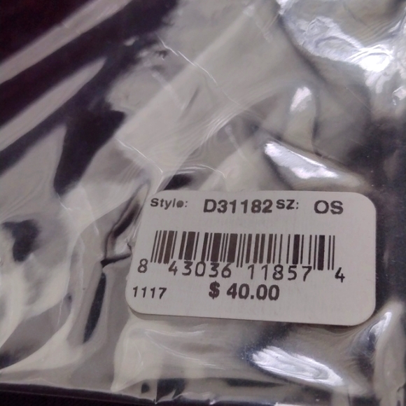 ❤️ Brighton Mini Pendant Silver plated Necklace wrapped NWT - Picture 4 of 4